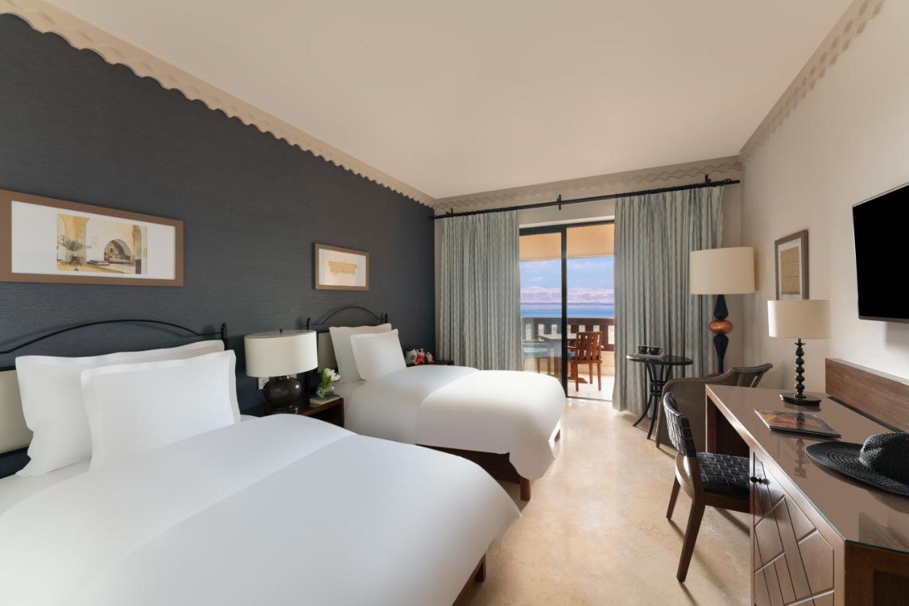 Mövenpick Resort & Spa Dead Sea 9
